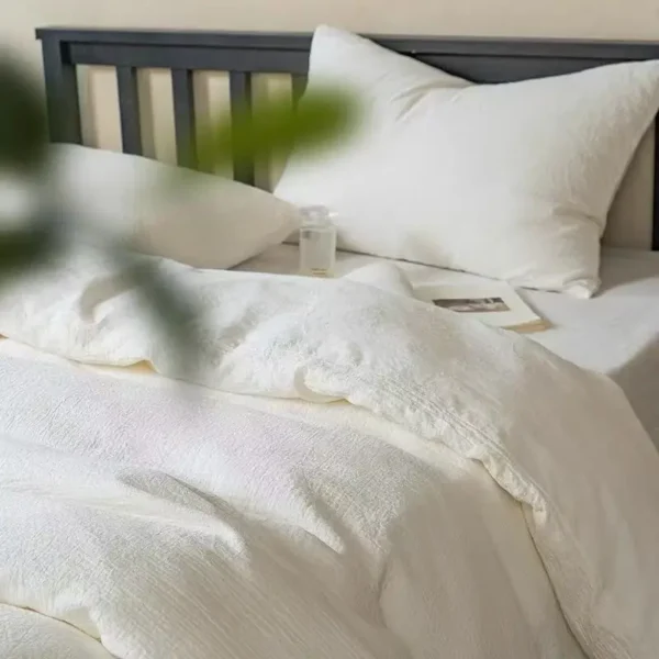 S8cfe909faf8944069c55056a5eb803034.webp French Girls Pure Bedding Set