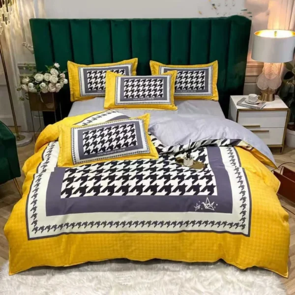 Sb58e050d93234dcc9e870d6f877009fcY.webp Microfibre Bedding Sets
