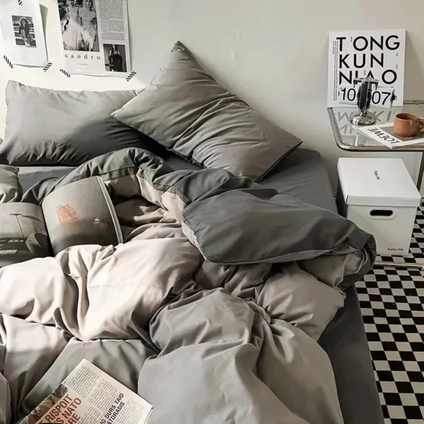 Sc62aaba75eed4d7ebc0a933bbfcd79dau.webp Ins Nordic Black Dot Bedding Set