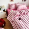 Sce7f23be9a424fadbd72ad368c8df6e3d.webp 3pcs Simple Pink Striped Duvet Cover Set